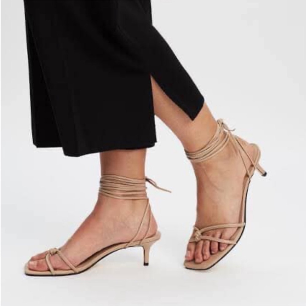 Mara & Mine Olympia Kitten Heel Wrap Sandals in Taupe Sizes 6 & 7 NIB 50173-3